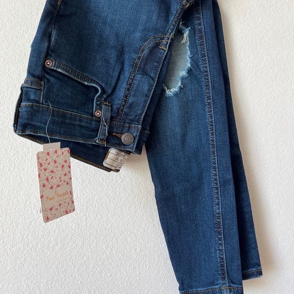 FREE PEOPLE JEANS BNWT - Picture 3 of 4